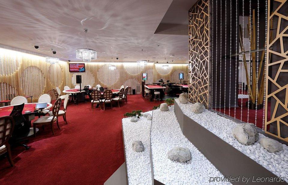 Park, Hotel & Entertainment Nova Gorica Esterno foto